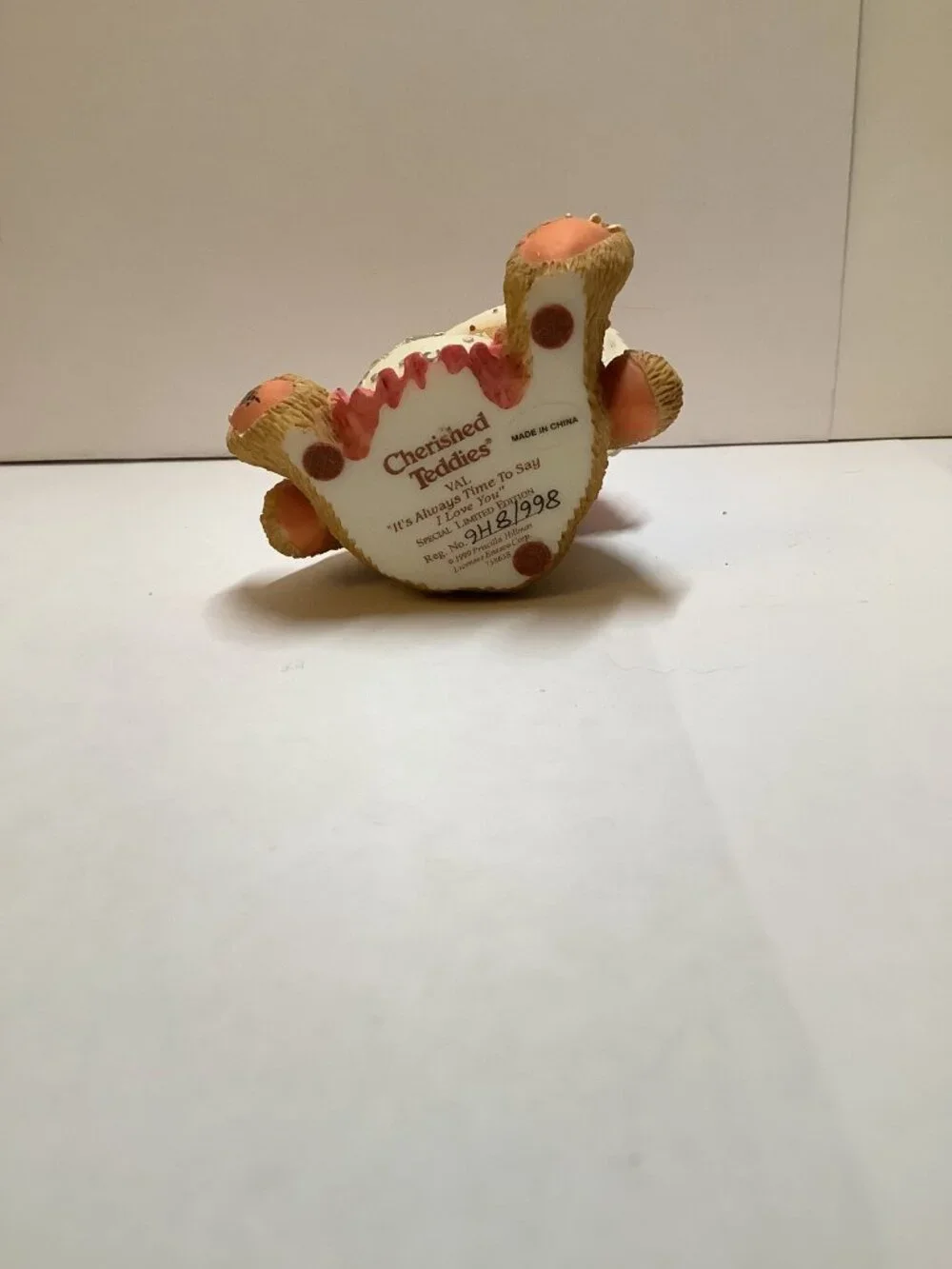 Cherished Teddies – Val 